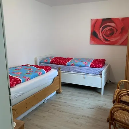 Apartment Ferienwohnung *